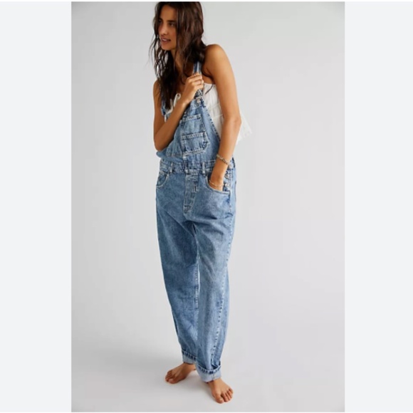 FREE PEOPLE WOMENS BLUE ZIGGY DENIM JEAN OVERALLS SIZE SMALL FARMERS MARKET - Picture 1 of 4